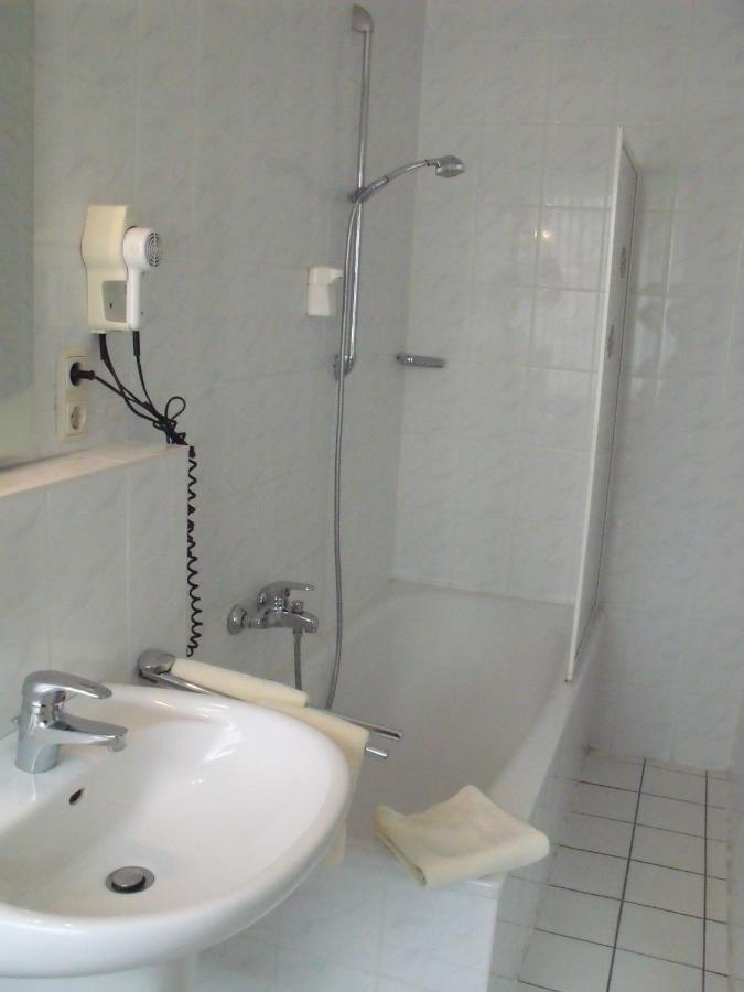 Hotel Alexander Oldenburg Kamer foto
